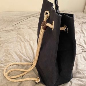 Tote